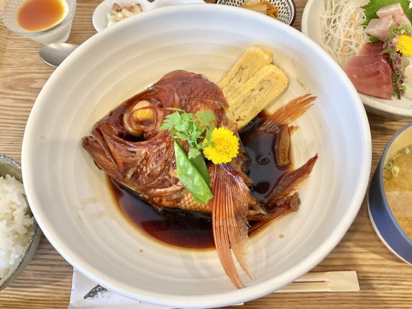 開店】5月30日開店の沼津さかな食堂マグロキック。限定3食の定食の