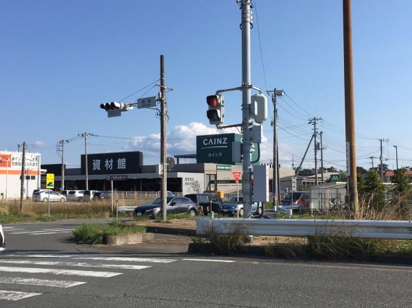 沼津のホームセンター 週末のカインズ沼津店は混んでる フードコーナーのメロンフロートが0円で安くてちょうどいい 沼津市桃里 沼津つーしん