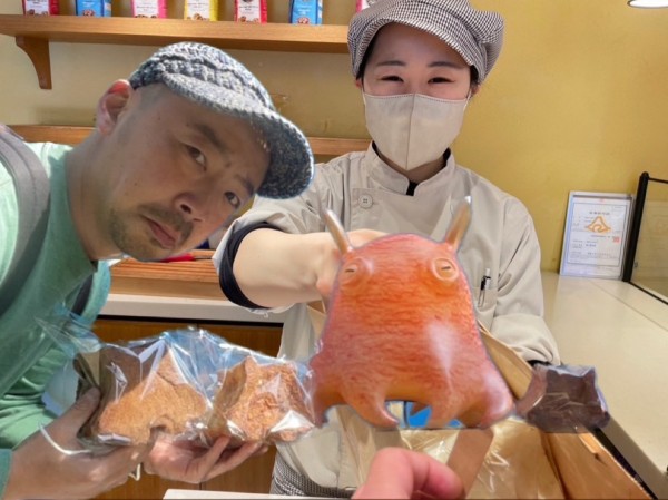 新名物「メンダコパン」ってなに？沼津港にあるパン屋さんで全種類買っ