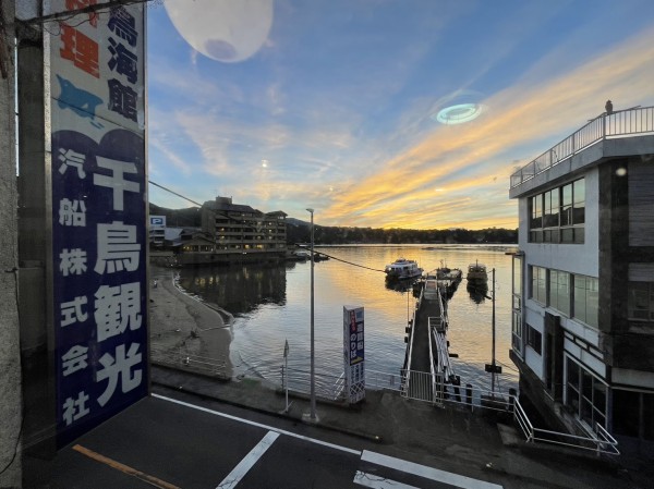 千葉手賀沼の自然を描く,日下賢二「風景」6号号油彩,朝の水鳥の群れ,野鳥の作家 千葉手賀沼の自然を描く,日下賢二,6号油彩,手賀沼名物