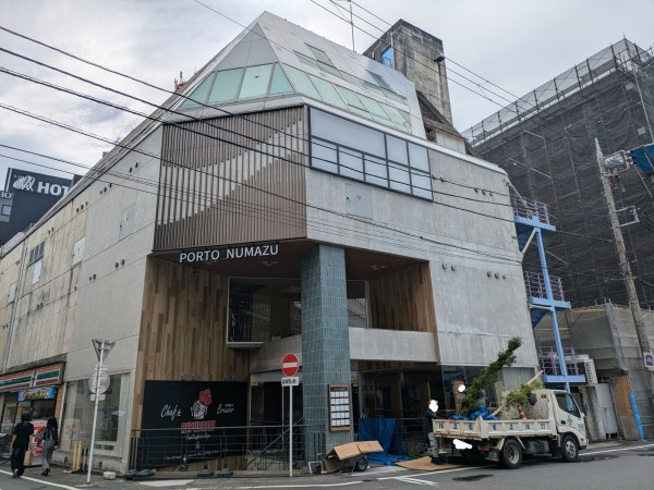 沼津駅南口にあるポルト沼津の外観が、生まれ変わってた。(沼津市大手