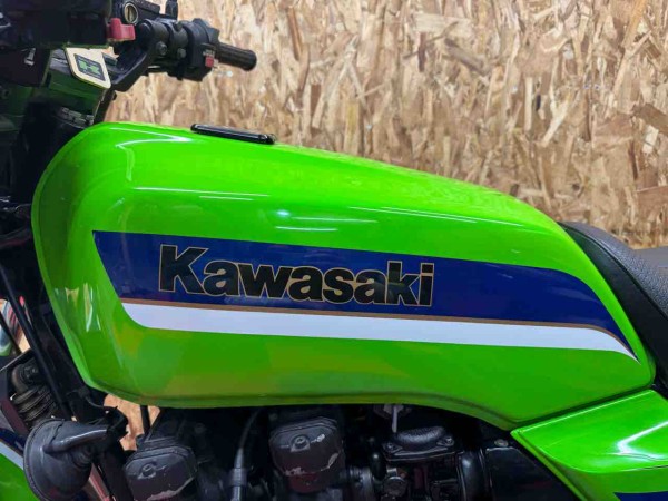 販売車両 国内Z400GP 初年度S57.12月 ライムグリーン フルオプション 販売車両 国内Z400GP 初年度S57.12月 ライムグリーン フルオプション