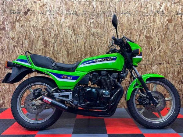 販売車両 国内Z400GP 初年度S57.12月 ライムグリーン フルオプション