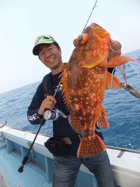 根魚天国で強欲軍団にジギングで真っ向勝負 : ヌッシー疑似餌同好会