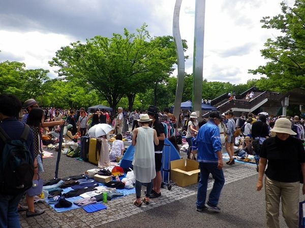 代々木公園のフリーマーケット アメリカン雑貨とヴィンテージのある暮らし Scenery Of The Happiness