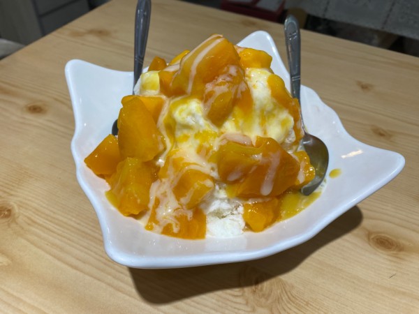 冰讚以外】10月でもマンゴーかき氷が食べられた店 21街冰棧 : 台湾ごく 