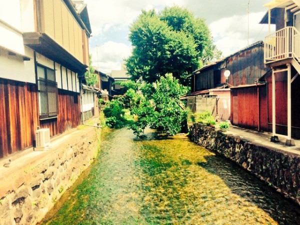 なるほど まったくわからん 京都市美術館で開催している マグリット 展を観に行ってきました レズ風俗代表ブログ