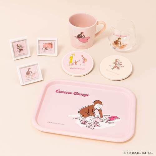 ロフトにパステルピンク色がかわいい「おさるのジョージ」の雑貨