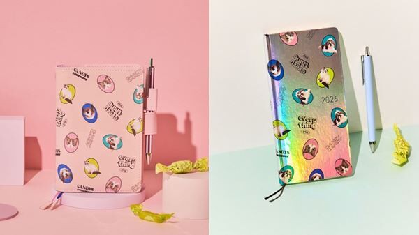 25年目を迎えるロングセラー「ほぼ日手帳」の2026年版が登場。手帳と