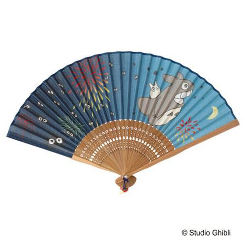 ジブリグッズ 日本の夏をモチーフにした トトロやジジの扇子や巾着が販売開始 落穂log ジブリグッズ 日本の夏をモチーフにした トトロやジジの扇子や巾着が販売開始 落穂log