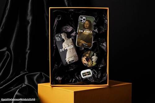ルーヴル美術館とCASETiFYがコラボ！ iPhoneケースやワイヤレス充電器