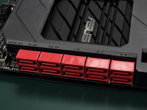 ASUS MAXIMUS VI FORMULAをチェック！ : AKIBAオーバークロックCafe