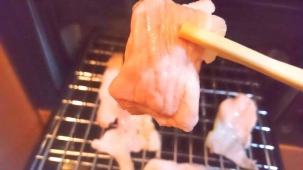 魚焼きグリルで焼肉＞煙を出さずに、おうちでバーベキュー : TUMUGI