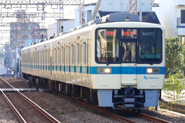 小田急8000形の8257Fが廃車か 3色LED表示器の編成は残り僅かな