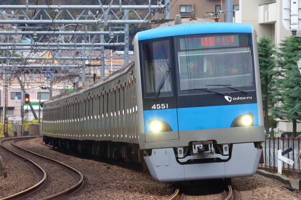 あかりわん 小田急4000系 車齢が20年に迫る小田急4000形は今後機器の更新等を行う可能性がある