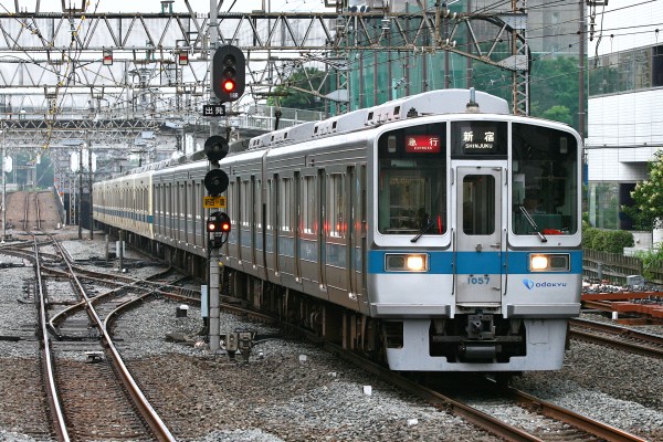 【小田急】車号プレート 1393 小田急1000形全編成ガイド：1057F : Odapedia ～小田急のファンブログ～