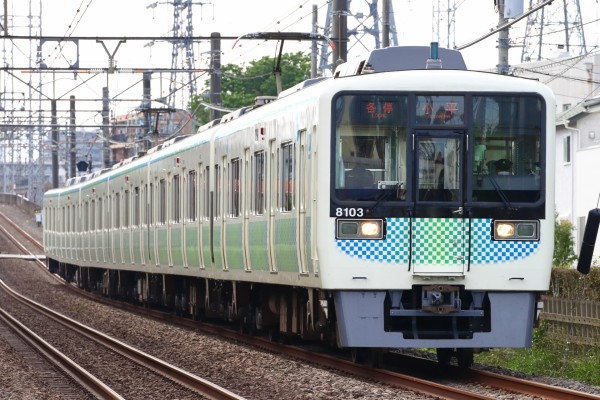 小田急8000形は西武8000系になってどこが変わったのか : Odapedia