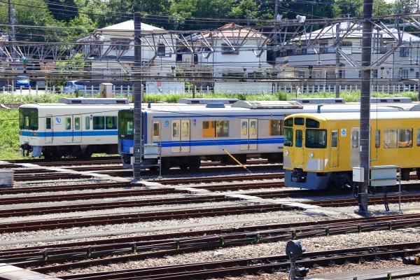 西武に譲渡された小田急8000形はどんなカラーリングになるのか