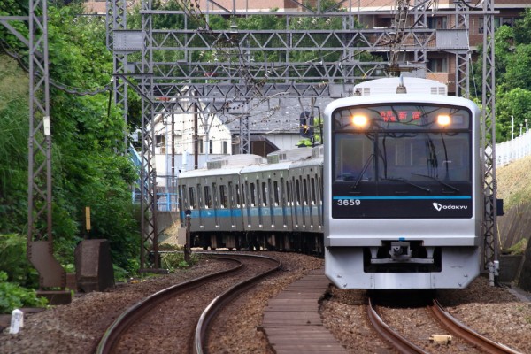 小田急3000形の車内に液晶モニタが設置されたのはいつからなのか : Odapedia ～小田急のファンブログ～