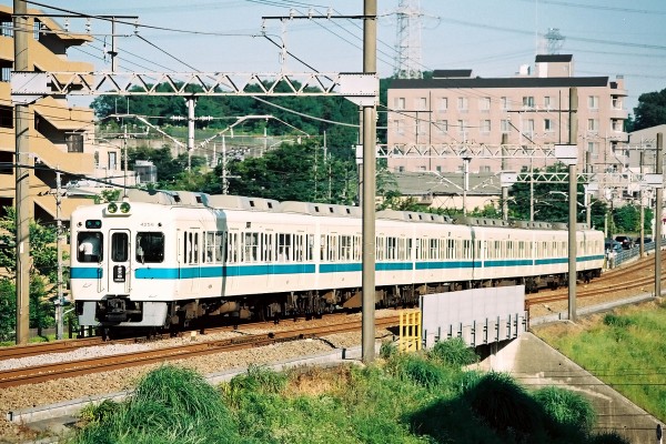 小田急4000形はなぜ短期間で冷房化と高性能化ができたのか : Odapedia