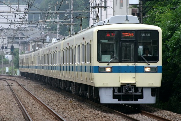 小田急の箱根登山線への乗り入れ開始から現在までの歴史とは
