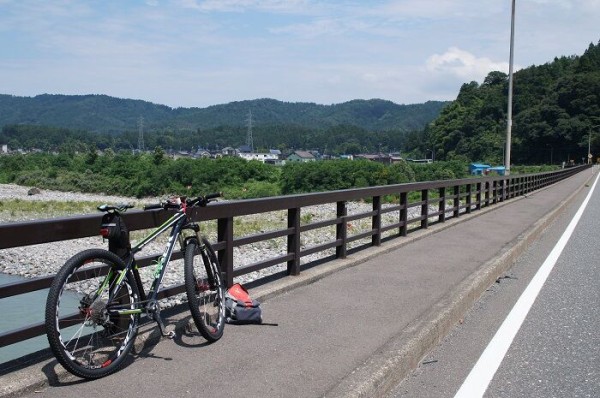 148号線 自転車