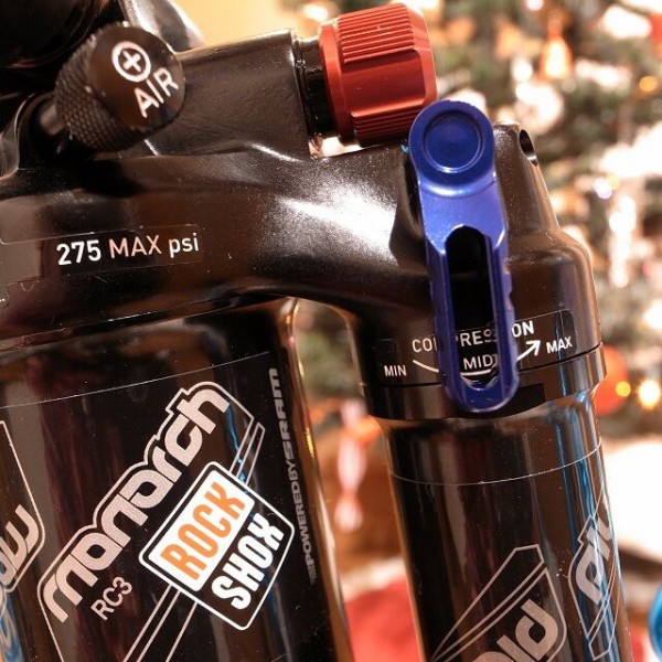 ROCKSHOX Monarch Plus RC3 取り付け編 : ロードバイク・MTBの整備記録