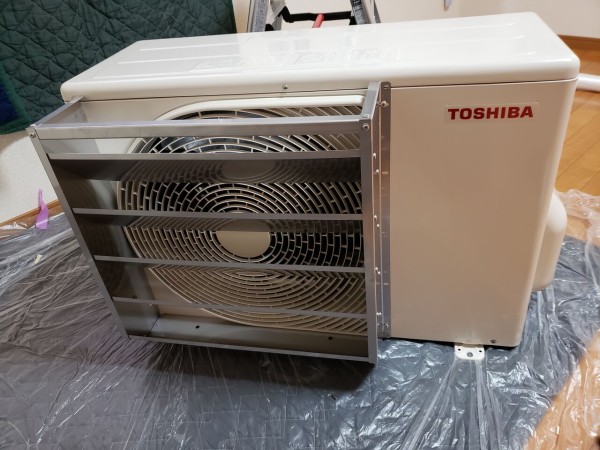 ◇東芝ルームエアコン 室外機風向ガイド取付け TCB-G15F-US 東京