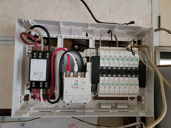 ◇造作分電盤からパナソニック コスモパネルコンパクト21へ交換 東京都