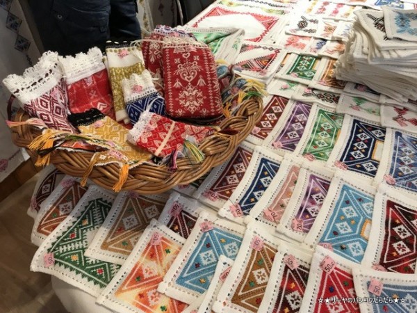 旅 人生初東欧へ行ってきました 25 日本語ができるおじさんがいるクロアチア刺繍のお店 Bacan Handmade Products サーヤのバンコクだらだら日記 Powered By ライブドアブログ