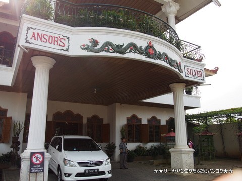 ボルブドゥール遺跡　銀細工 インドネシア【ボロブドゥール寺院】銀細工 銀製品 置物