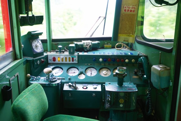 運転台 : ohanefu blog ～snap photo～
