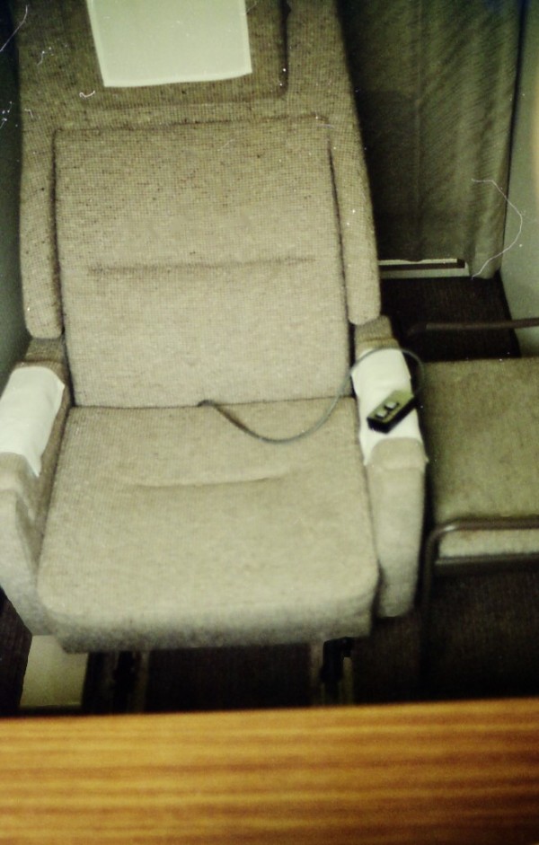 羨望の100系新幹線グリーン個室に乗車 食堂車・カフェテリアもあるよ