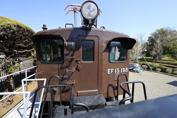 韮崎中央公園のEF15 198 ～保存機めぐりは【晴れ漢】に任せとけ