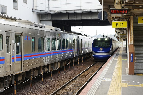 最前列から】名探偵コナン号で行く「スーパーはくと」乗り鉄旅【大阪へ