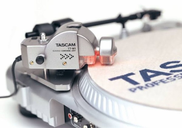 【CDJ】TASCAM CD-DJ1 & TT-M1 セット TASCAM CD-DJ1ついに入荷！！ | DJ機材専門店PowerDJ's Blog