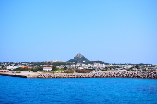 伊江島 沖縄の離島 タッチューに登る日帰り旅行 沖縄iyagi