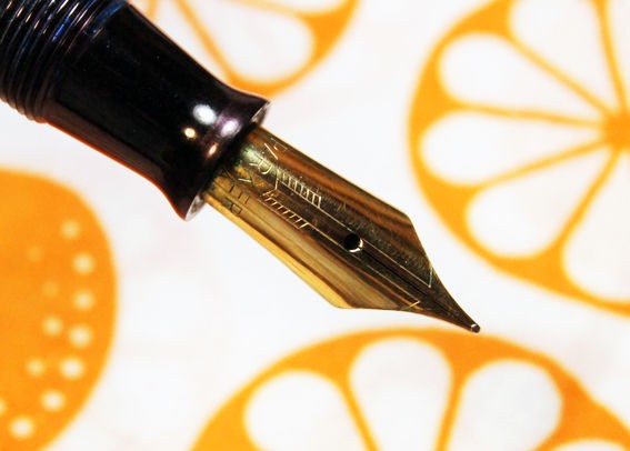 パーカー「バキュマチック メジャー パールブルー」レビュー