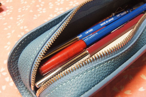 ル・ボナー「デブ・ペンケース シュランケンカーフ」レビュー