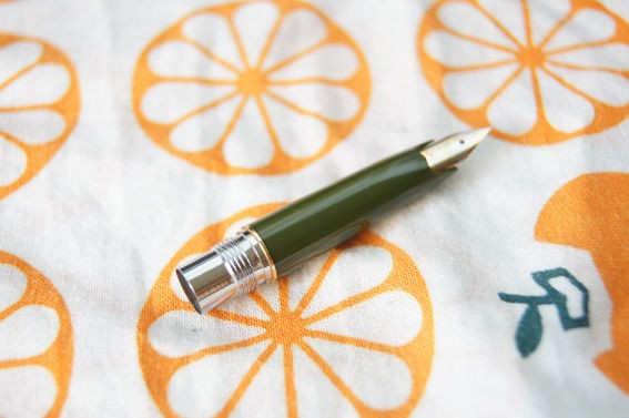 プラチナ万年筆　廃盤　 新品ケース付き　細字　ベラージュ プラチナ「ベラージュ 初期型 PLB-3000 万年筆」レビュー