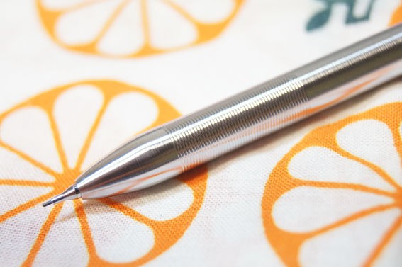 ★ゼブラ　シャーボ　スターリングシルバー　格子　多機能ペン Amazon | ゼブラ 多機能ペン シャーボX ST3 シルバー SB14-S