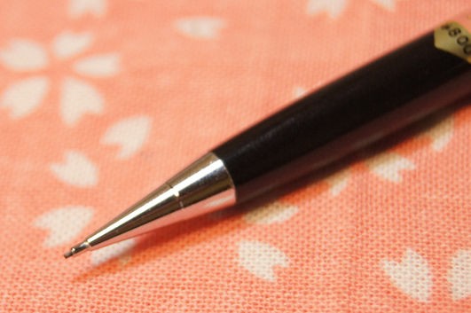 トンボ鉛筆「名称不明 廃番ペンシル」レビュー : テーゲー日記 〜文具