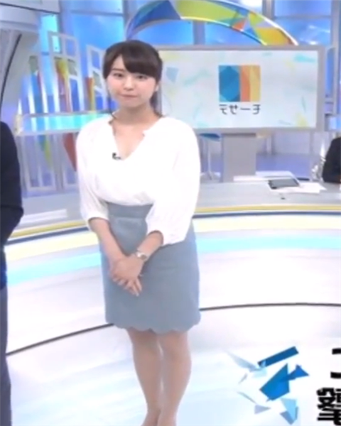 角谷暁子女子アナ 24 の生足 爪先 ふともも 美脚 エロ画像２０枚 芸能足フェチ速報by波平