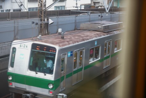 東京メトロ6000系の行き先表示LEDのシャッタスピード調査