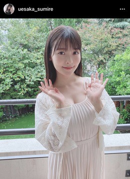 上坂すみれさん 豊満な胸を隠しきれない つかさ速報