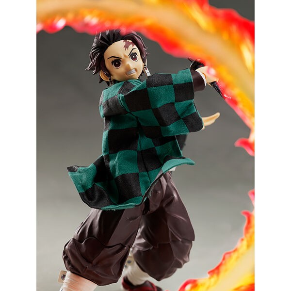 BANDAI - BUZZmod 鬼滅の刃 竈門炭治郎 レビュー】BUZZmod. 鬼滅の刃 竈門炭治郎 : dark's toy