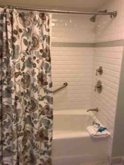 7F6A3B50-F62D-4341-85BA-B597E67757AF