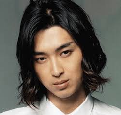 画像 男なのに髪長い奴wwww 俺何着ればいい