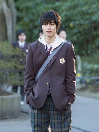 画像あり 制服 パーカーってカッコいいよな 俺何着ればいい