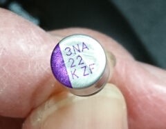 導電性高分子アルミ個体電解コンデンサー : 音の牢獄 導電性高分子アルミ個体電解コンデンサー : 音の牢獄
